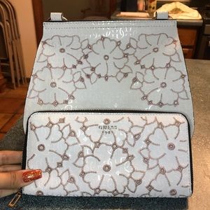 Guess Purse & Wallet 👛🌸🌺